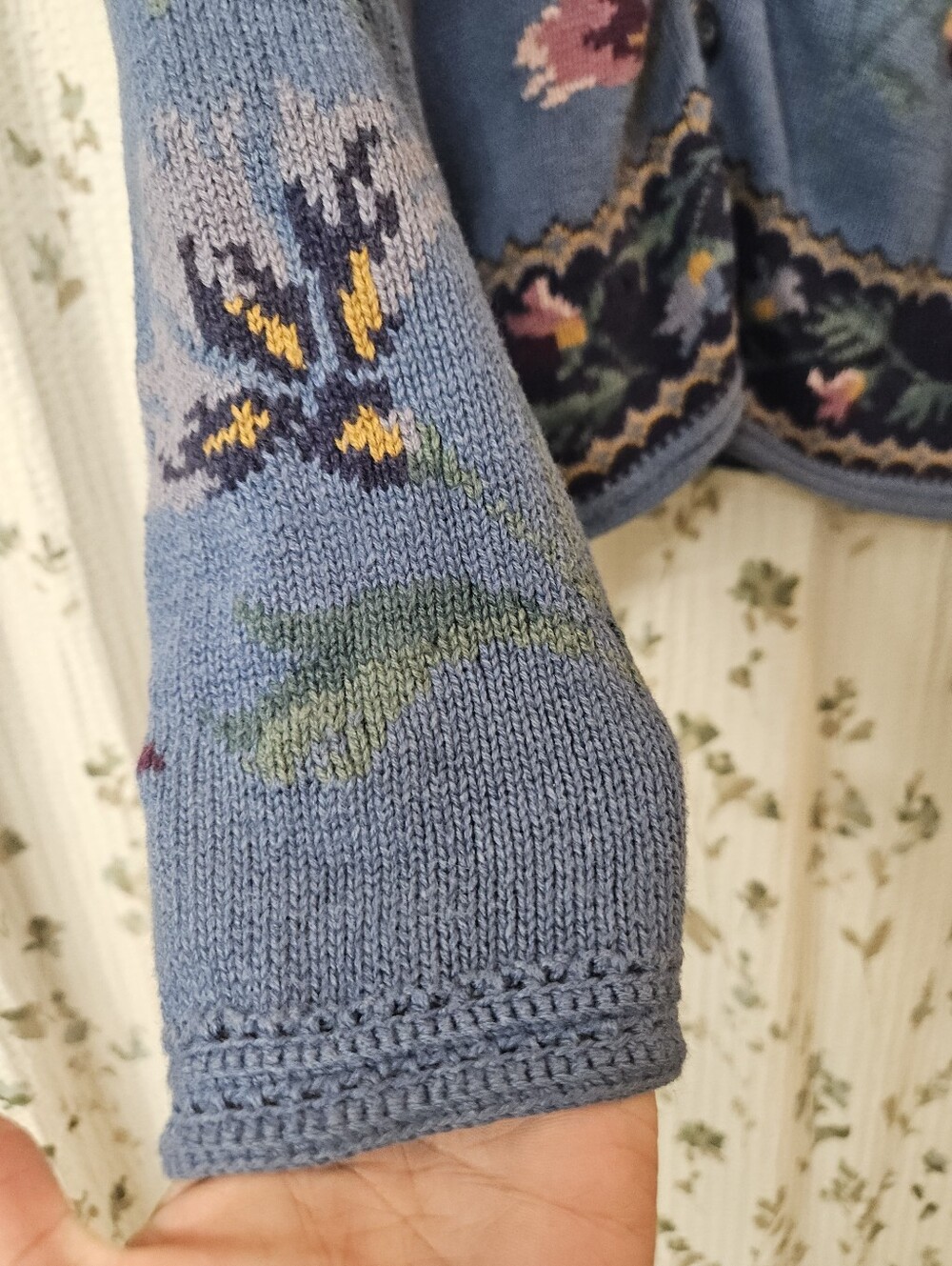 Coldwater Creek Vintage Blue Floral Knit Cardigan Sweater Medium Cottagecore - Picture 2 of 16